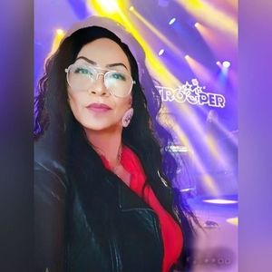 Meet your Posher, Faith Rosebluff